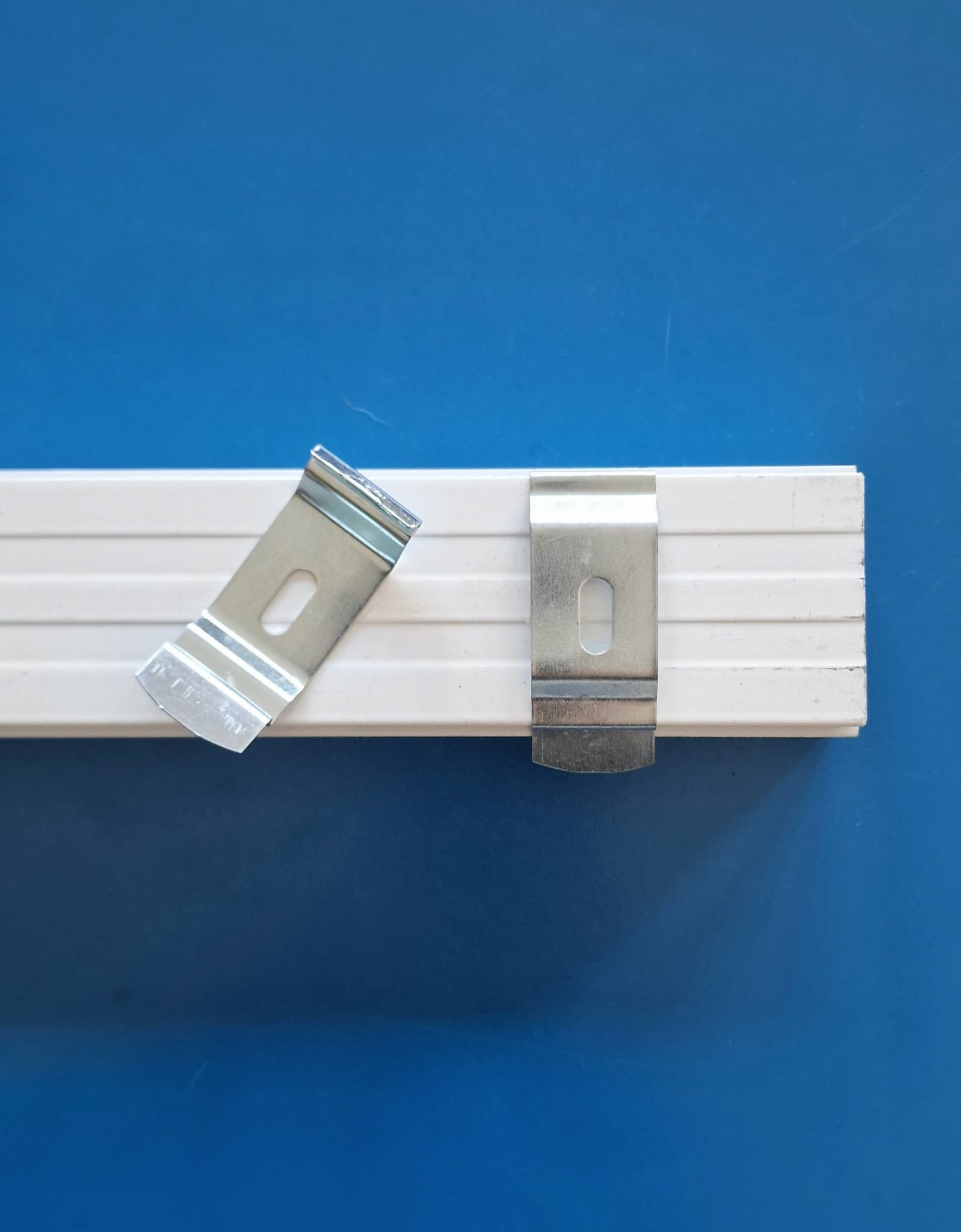 Cleme clips fixare tavan jaluzele verticale